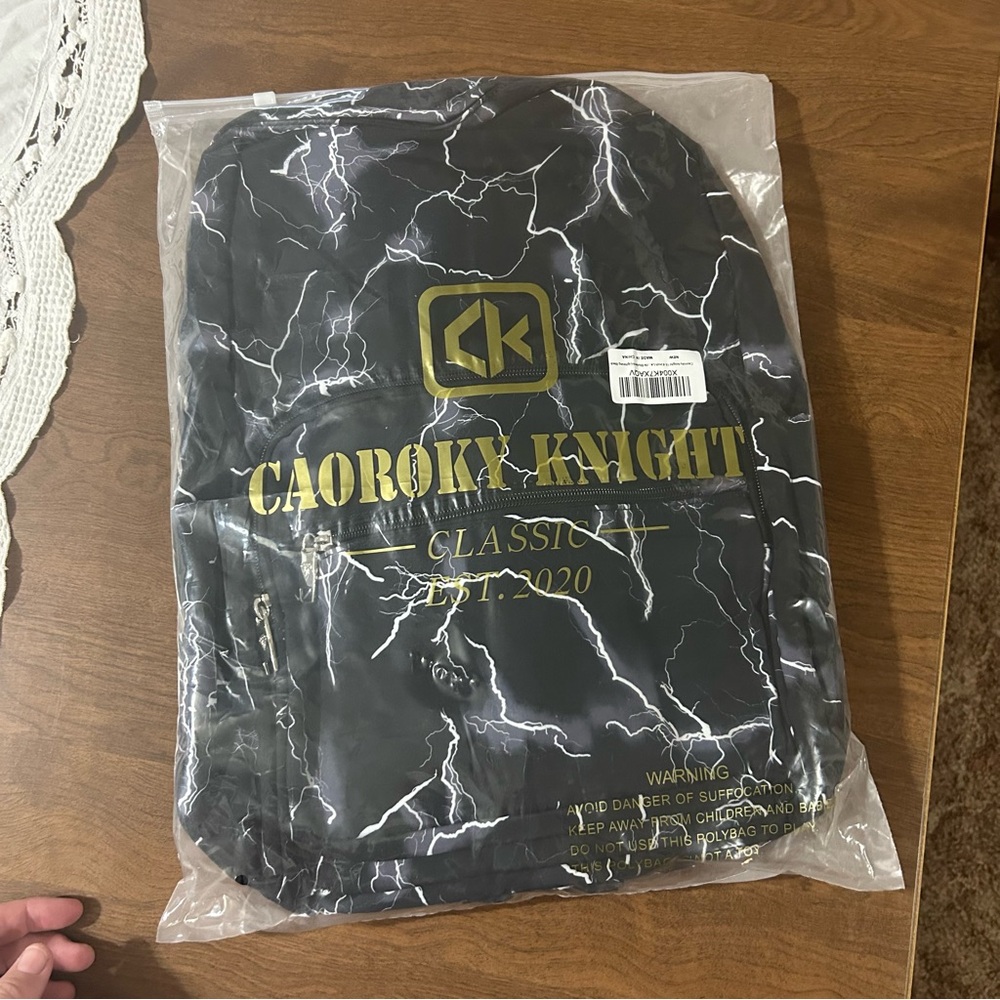 Caorody Knight book bag/backpack NWT - Picture 2 of 4